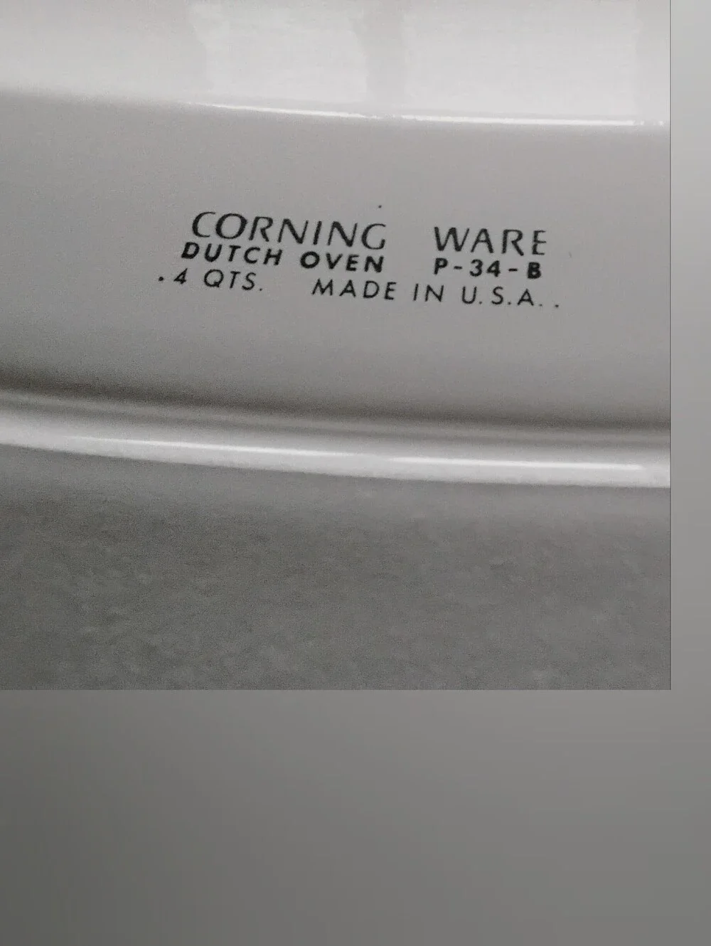 Vtg Corningware White Dutch Oven Bakeware With Blue Corn Flowers and A Clear Lid
